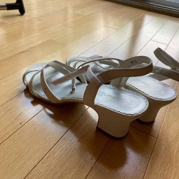 white heels with diamonds design - Picture 2 of 3